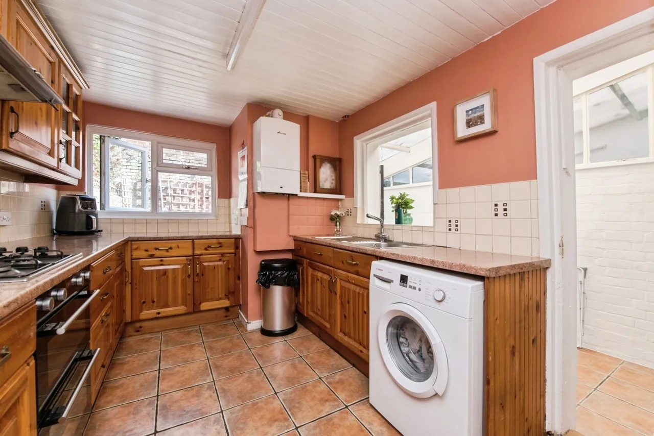 Holloway Street, Exeter, EX2, photo 6