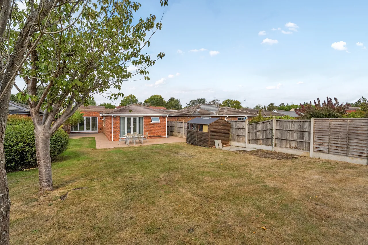 Coppermill Road, Wraysbury, TW19, photo 11