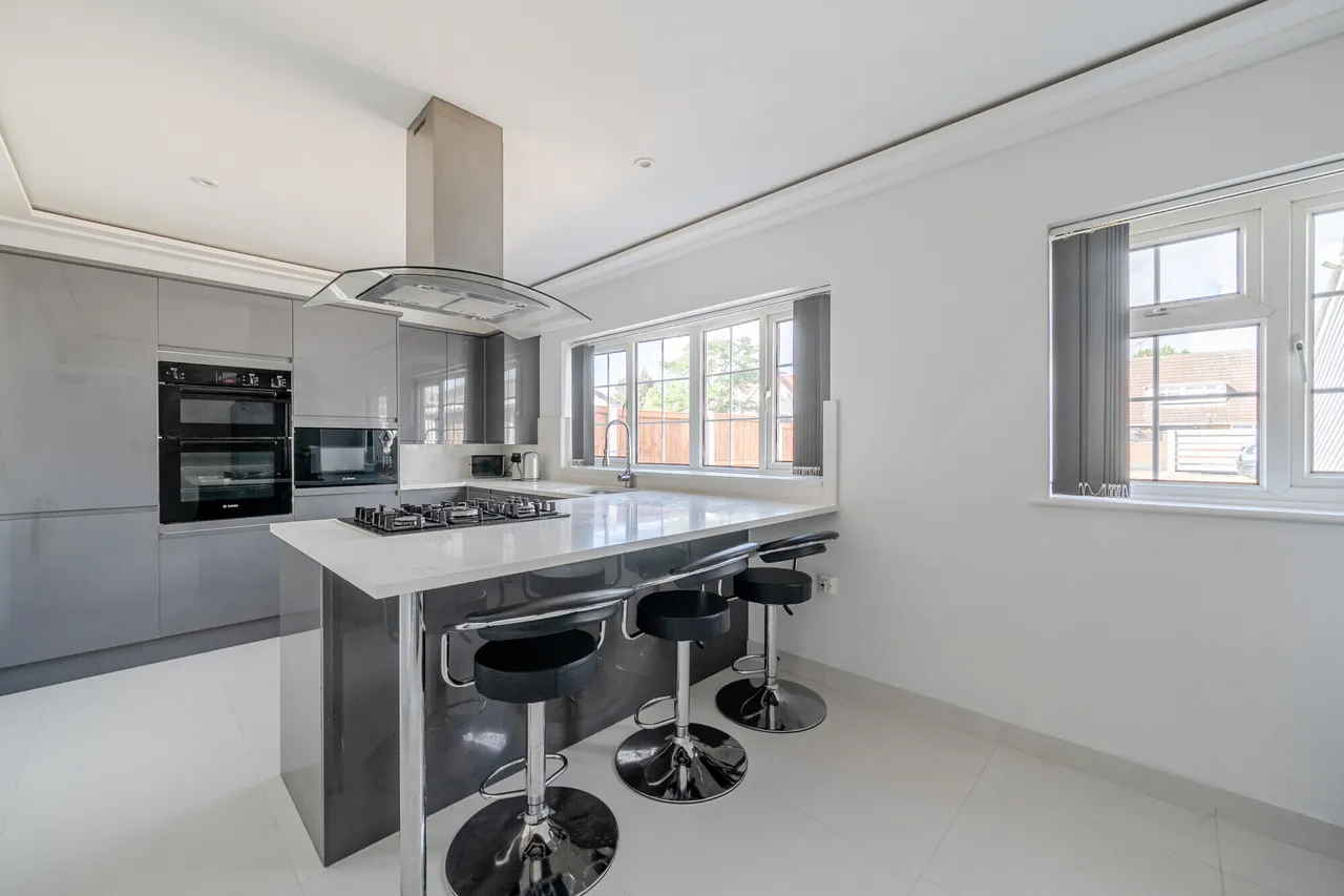 Coppermill Road, Wraysbury, TW19, photo 4