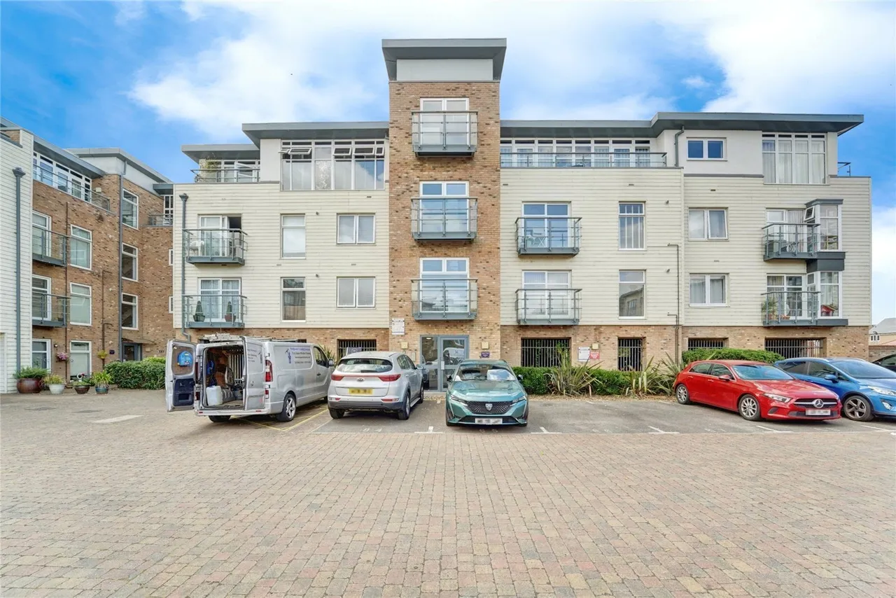 2 bed flat for sale, Red Admiral Court, Little Paxton, PE19