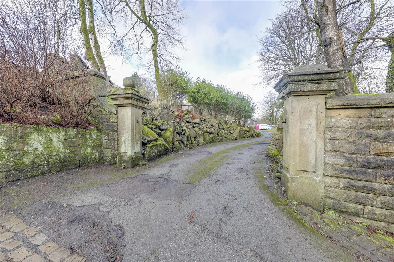 Bankside Lane, Bacup, photo 5