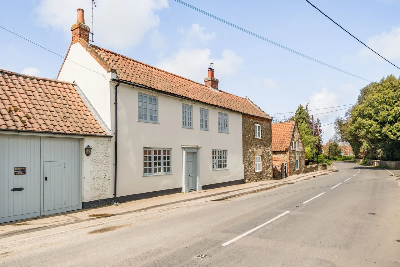 3 bed house for sale, Delightful Georgian Cottage in Burnha