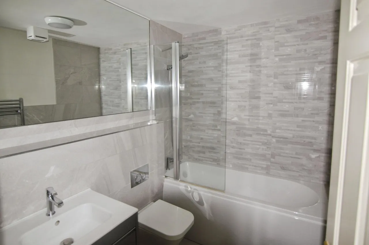 Norton Road, Wokingham, RG40, photo 8
