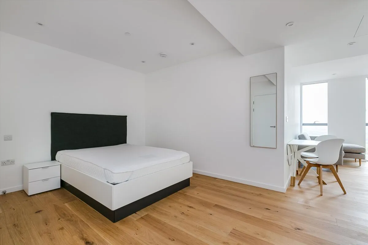 Wood Lane, White City, W12, photo 7