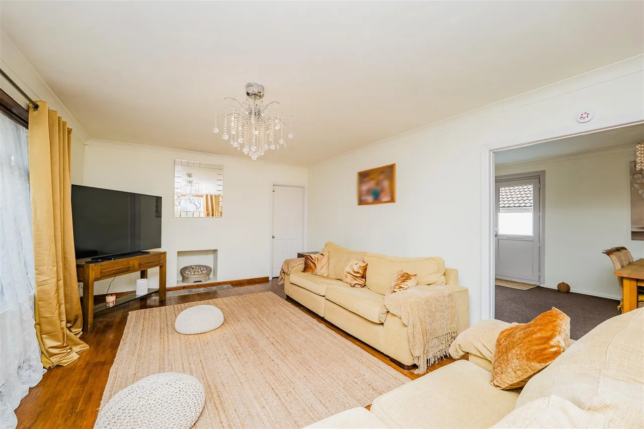 St. Brannocks Close, Barry, CF62 7NH, photo 6