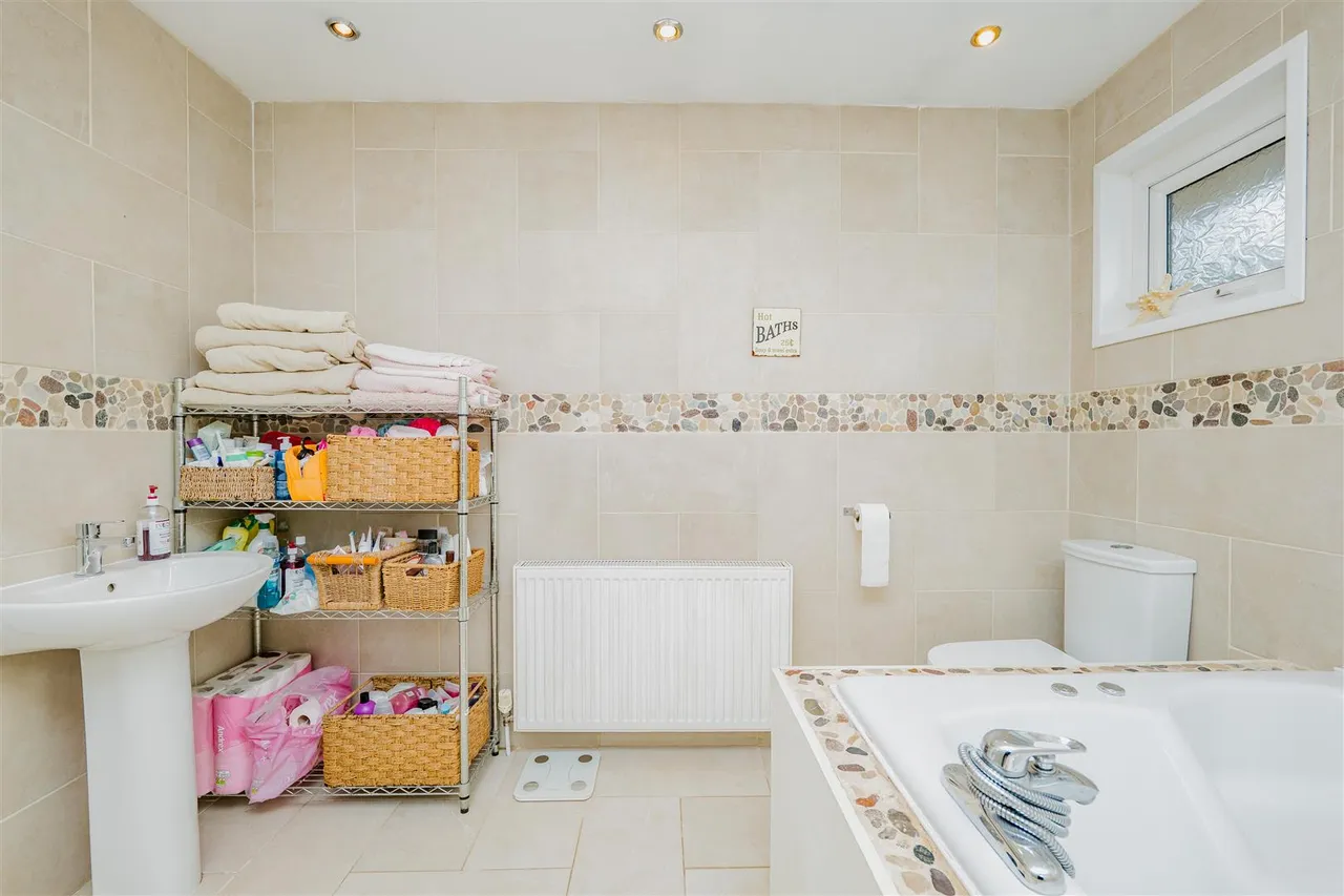 St. Brannocks Close, Barry, CF62 7NH, photo 23