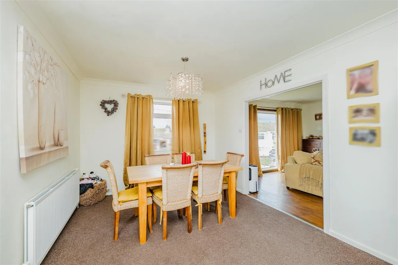 St. Brannocks Close, Barry, CF62 7NH, photo 7