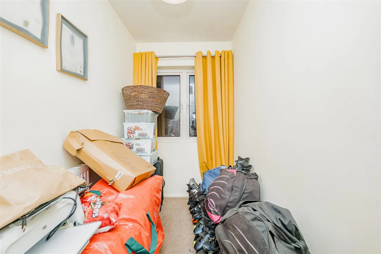 St. Brannocks Close, Barry, CF62 7NH, photo 21