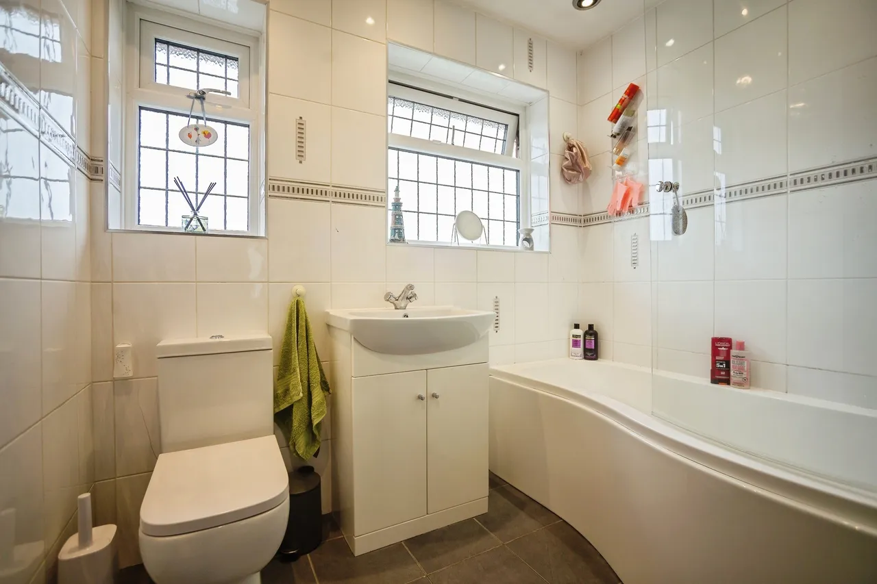 Meadow Way, Dartford, DA2, photo 16