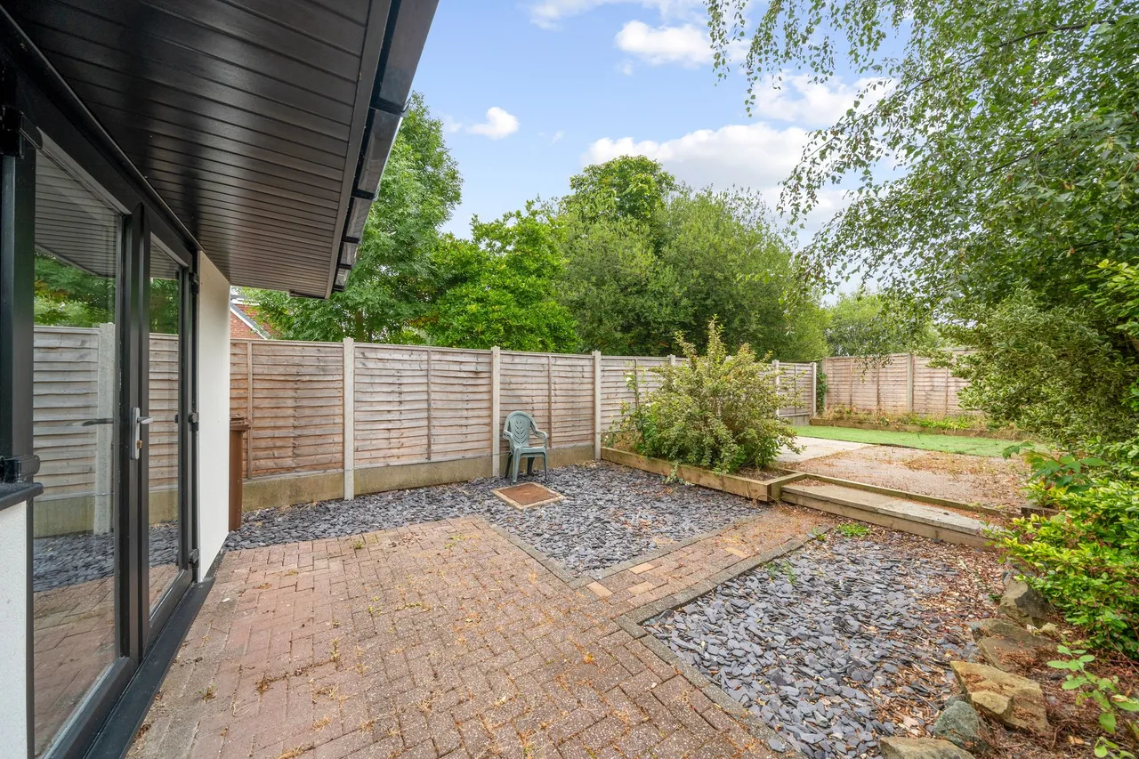 Telford Crescent, Leigh, WN7 5LY, photo 18