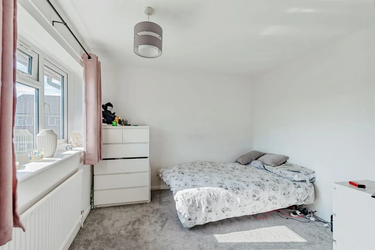 Shackleton Road, Crawley, RH10, photo 11