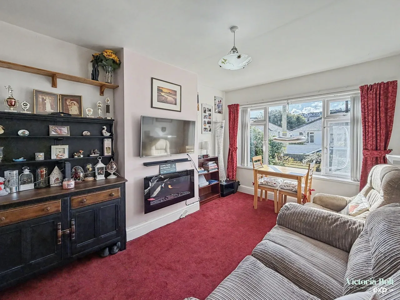 Laira Park Crescent, Plymouth, photo 2