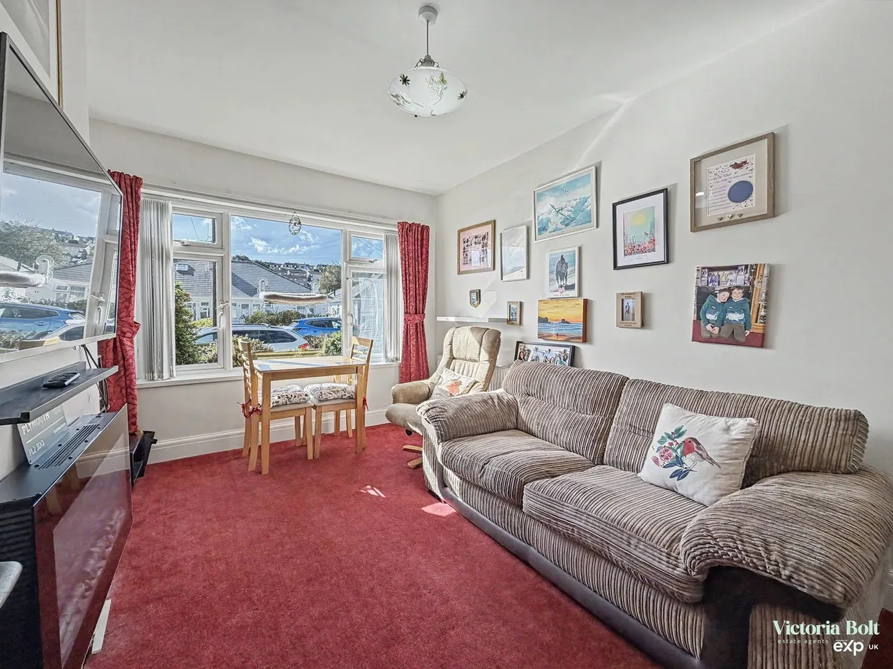 Laira Park Crescent, Plymouth, photo 15