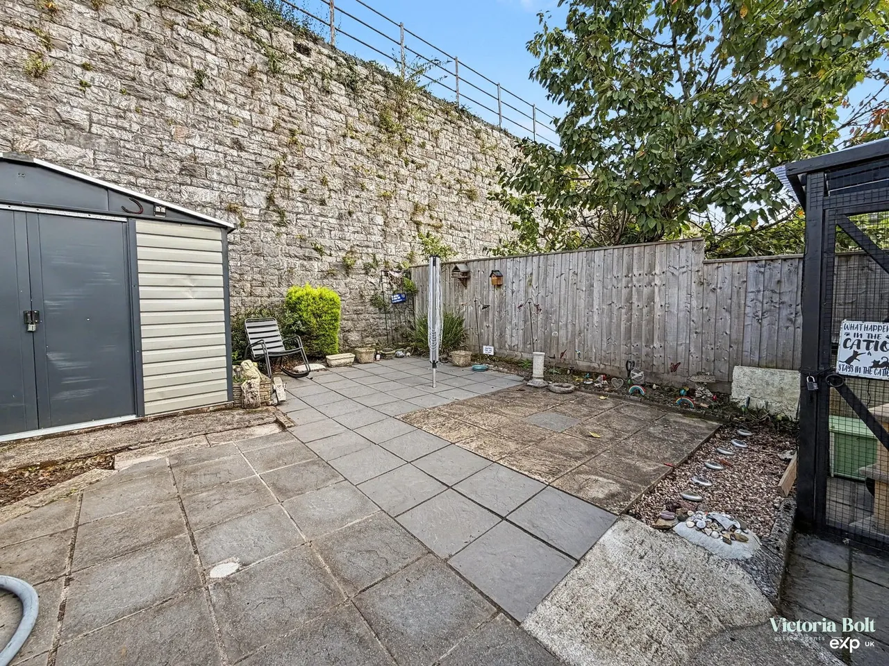 Laira Park Crescent, Plymouth, photo 3