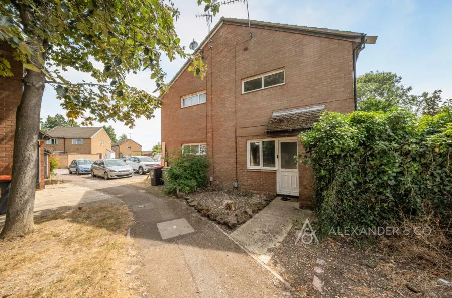 1 bed house for sale, Cumbria Close, Houghton Regis, LU5