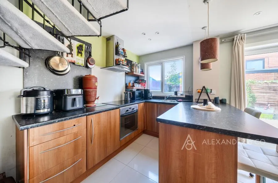 Cumbria Close, Houghton Regis, LU5, photo 4