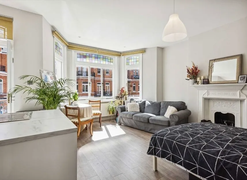 flat to rent, Castletown Road, West Kensington, W14