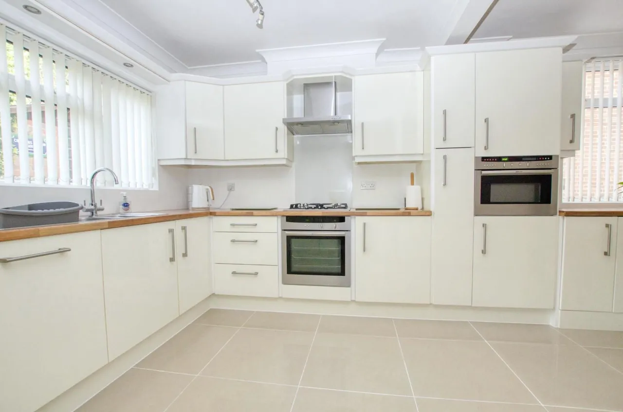 Mousehole Lane, Southampton, SO18 4TD, photo 6