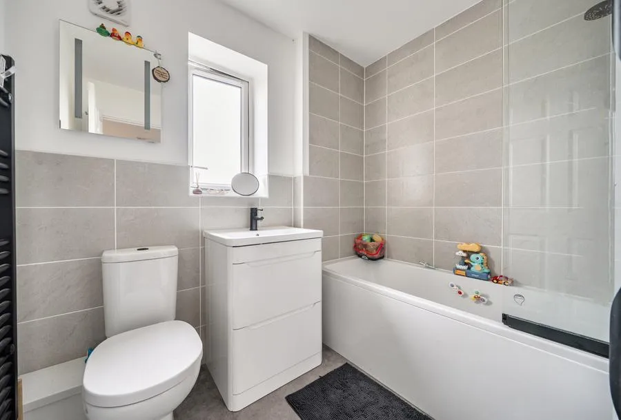 Citrine Place, Bishops Cleeve, GL52, photo 18