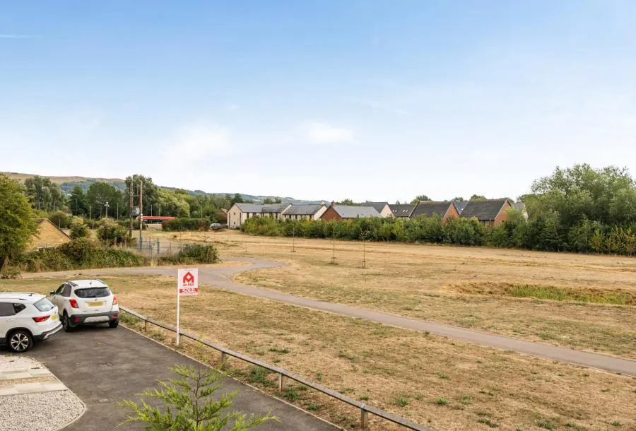 Citrine Place, Bishops Cleeve, GL52, photo 2