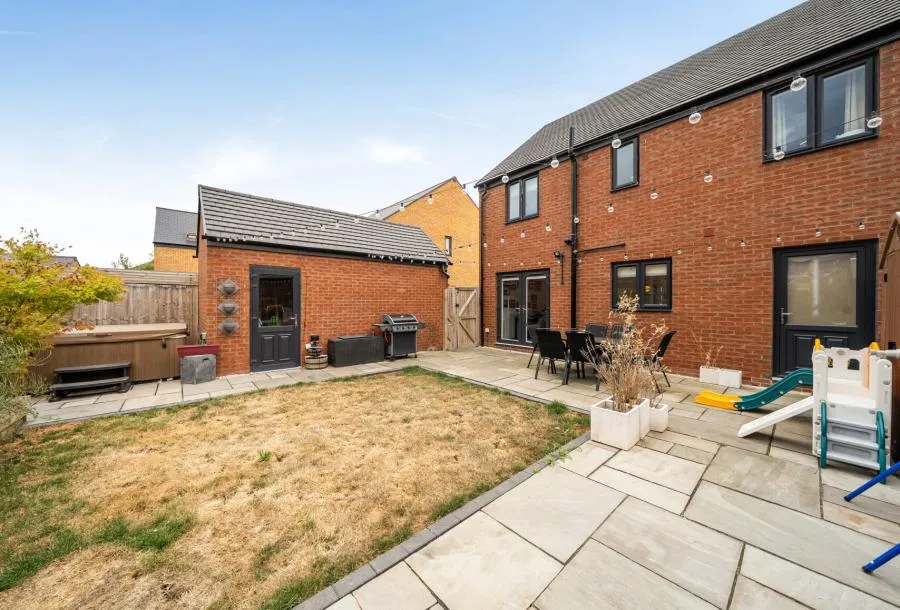 Citrine Place, Bishops Cleeve, GL52, photo 20