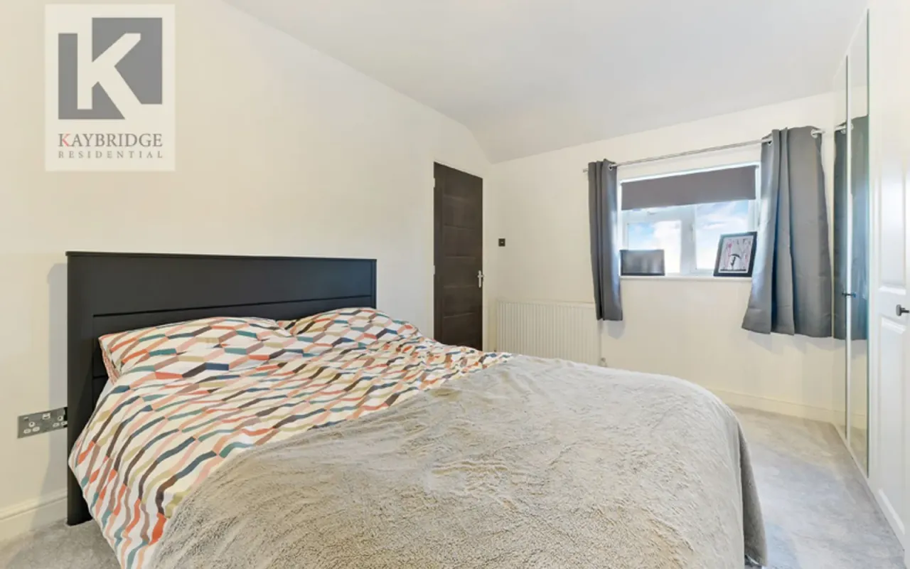Ebbisham Road, Epsom, KT18, photo 15