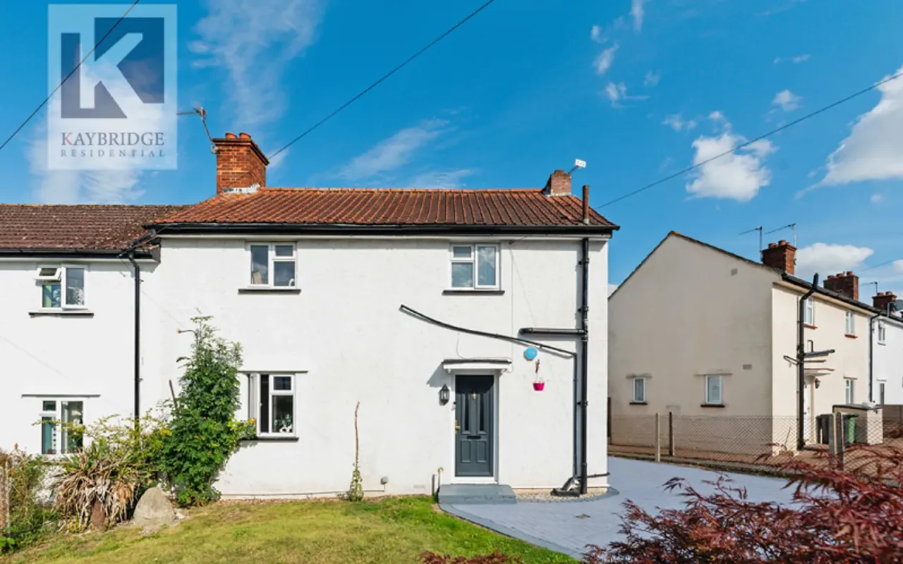 3 bed house for sale — Ebbisham Road, Epsom, KT18
