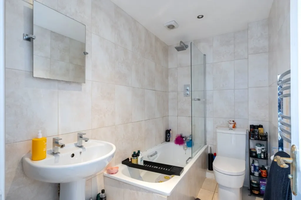 Oxford Street, Syston, LE7, photo 8