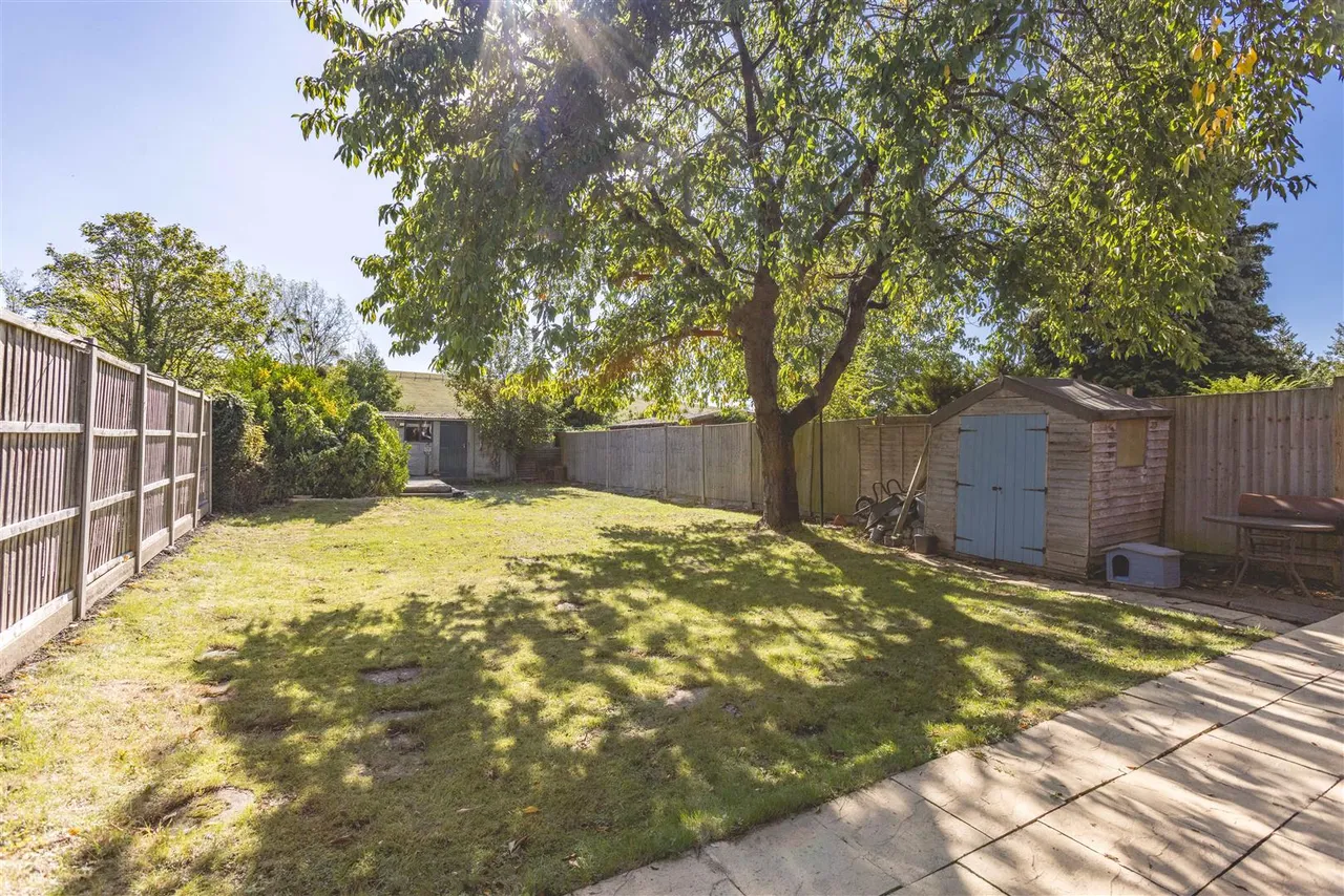 Ditton Road, Datchet, Slough, SL3 9LR, photo 13