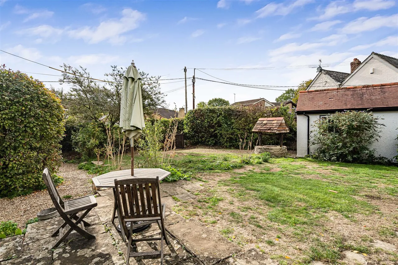West End, Launton, photo 26