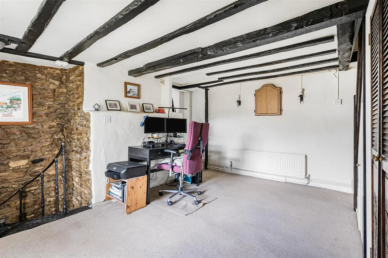 West End, Launton, photo 16