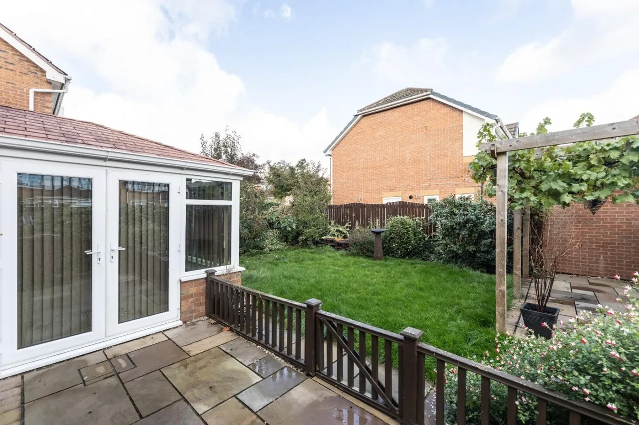 Greenbank Close, Whitwood, WF10, photo 22