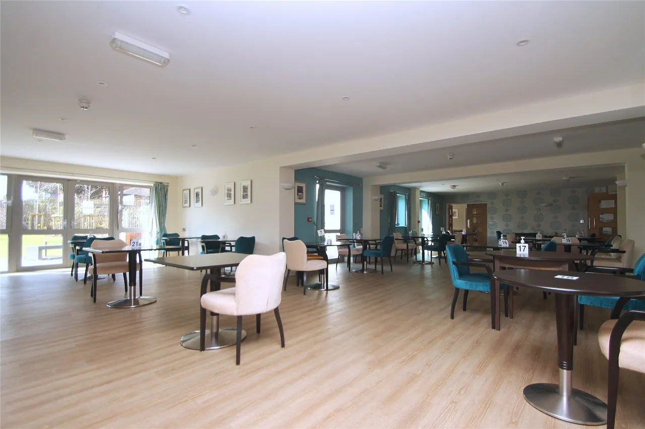 Kings Place, Fleet, GU51 3FS, photo 11