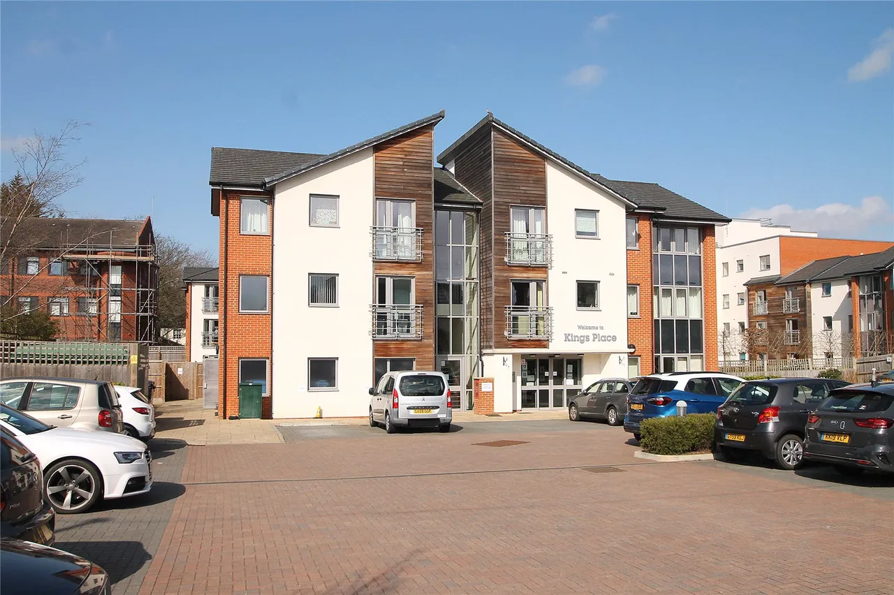 Kings Place, Fleet, GU51 3FS, photo 10