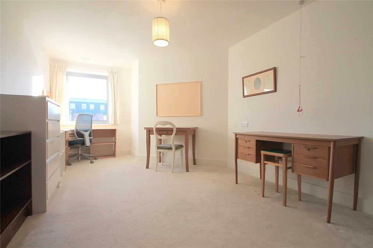 Kings Place, Fleet, GU51 3FS, photo 5