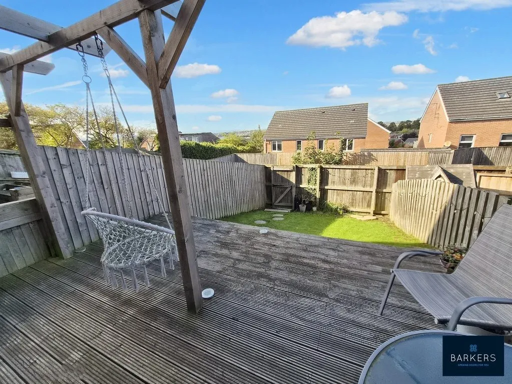 Redberry Avenue, Heckmondwike WF16 9FD, photo 2