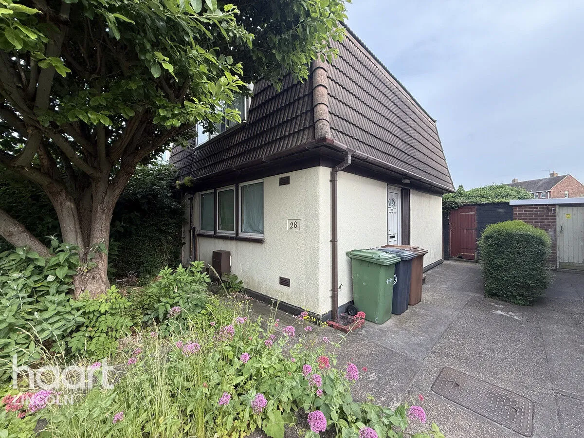 2 bed house for sale, Woodhall Drive, Lincoln, LN2