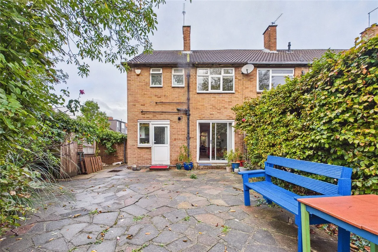 Leigh Orchard Close, London, SW16, photo 6