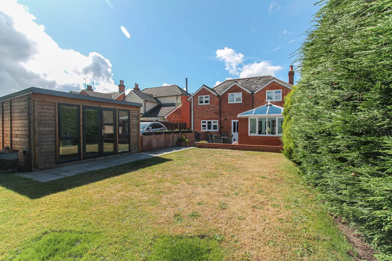 Castle Street, Fleet, GU52 7ST, photo 18