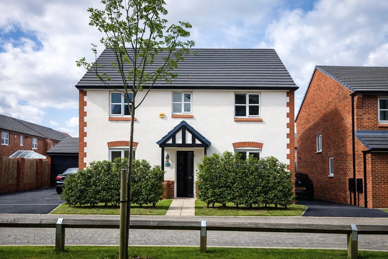 4 bed house for sale — Hive Lane, STOCKPORT, Cheshire, SK2