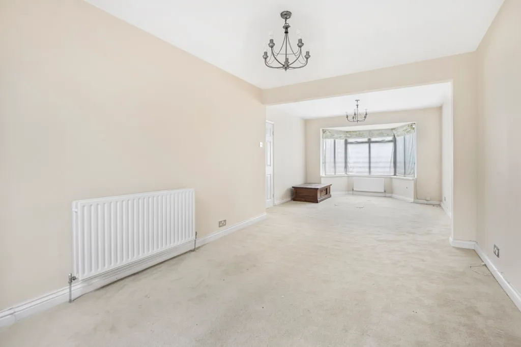 Cabrera Avenue, Virginia Water, GU25, photo 6
