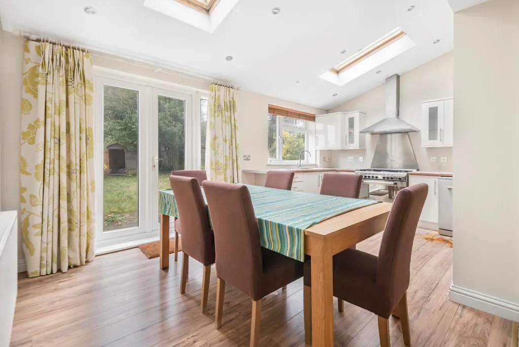 Cabrera Avenue, Virginia Water, GU25, photo 9