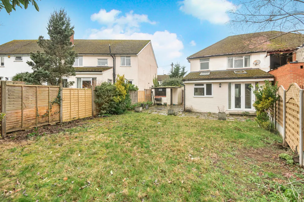 Cabrera Avenue, Virginia Water, GU25, photo 5