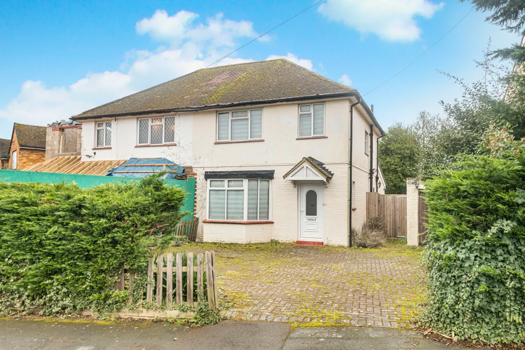 Cabrera Avenue, Virginia Water, GU25, photo 22