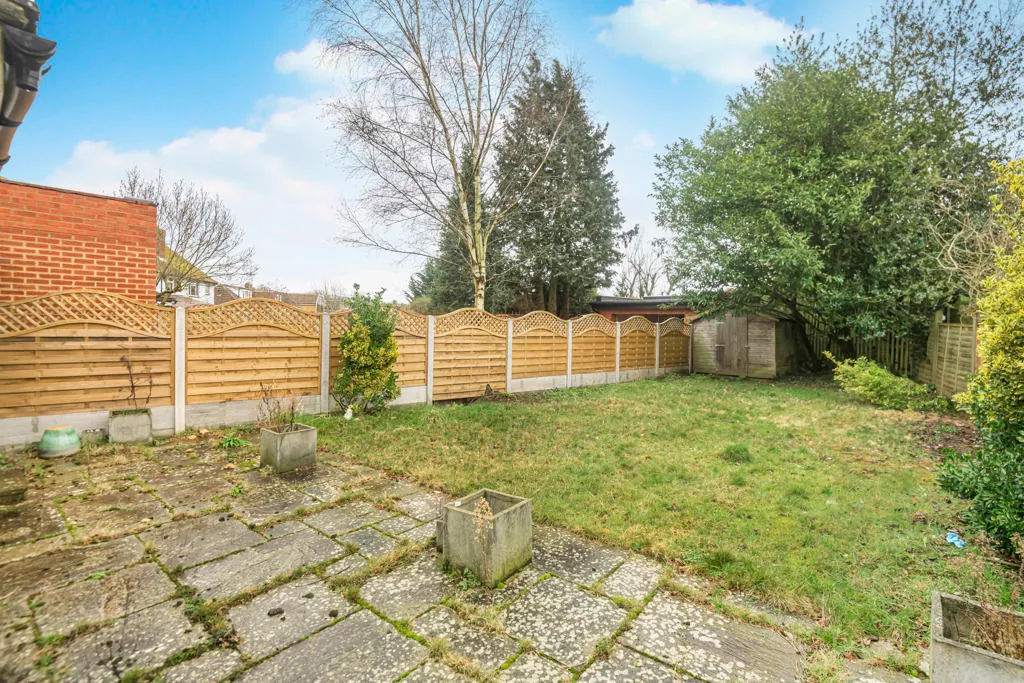 Cabrera Avenue, Virginia Water, GU25, photo 20