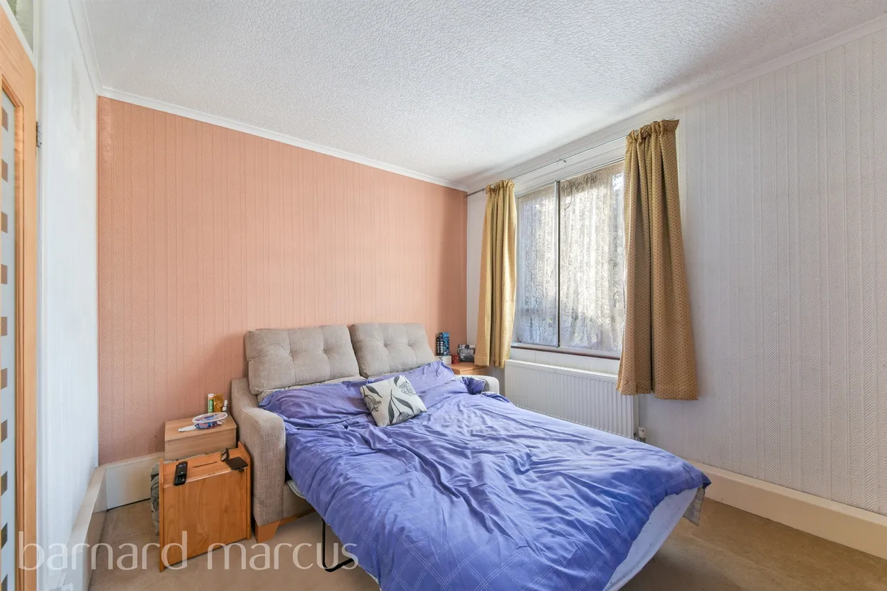 Vermont Road, London, SW18, photo 4
