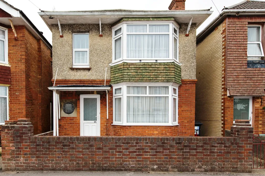 4 bed house to rent, Hankinson Road, Winton