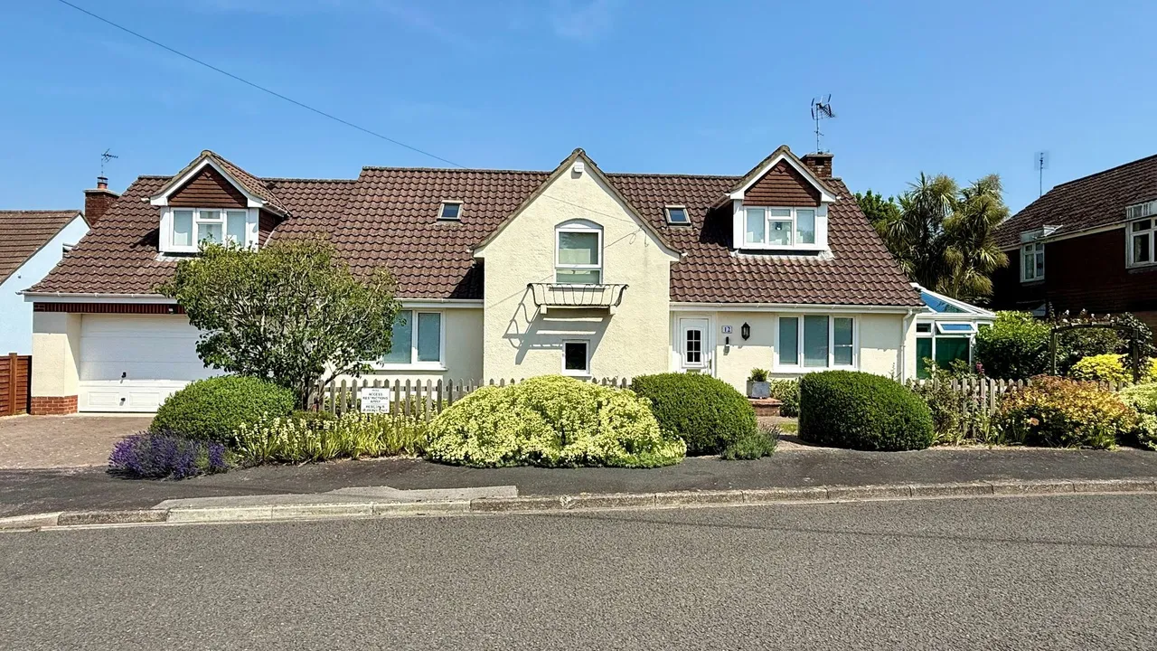 5 bed house for sale, Noel Close, Brockenhurst, SO42