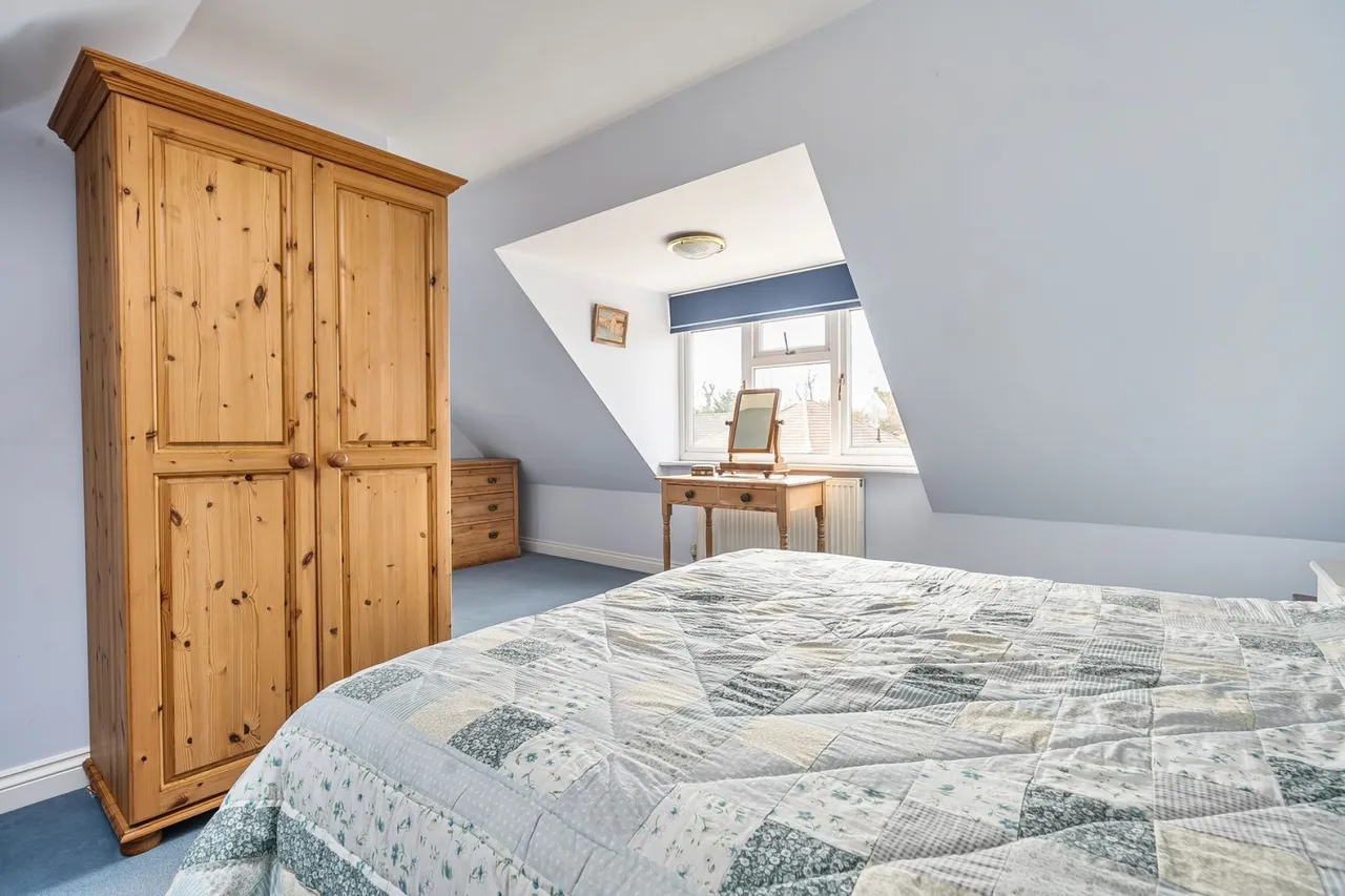 Noel Close, Brockenhurst, SO42, photo 18