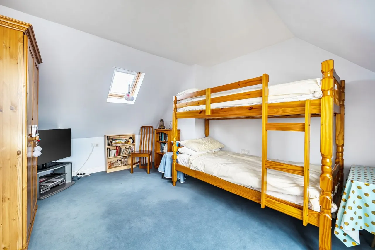 Noel Close, Brockenhurst, SO42, photo 19